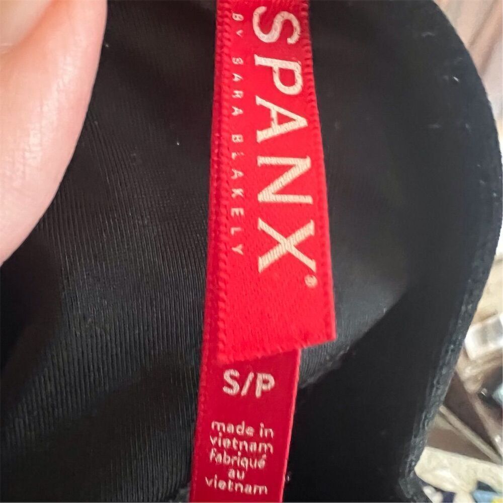 Spanx Womens High-Waisted Seamless Velvet Velour Ankle Leggings Black Size Small - Picture 4 of 8